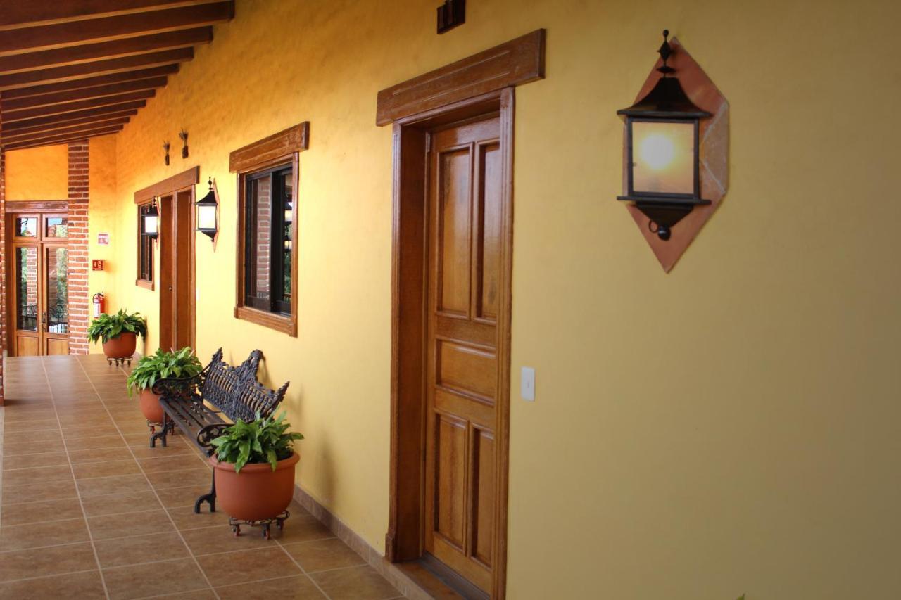 Rancho Monterralo Hotel Y Cabanas ทาปัลปา ภายนอก รูปภาพ